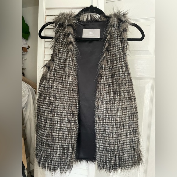 Faux Fur Vest Black/Grey - Picture 4 of 5